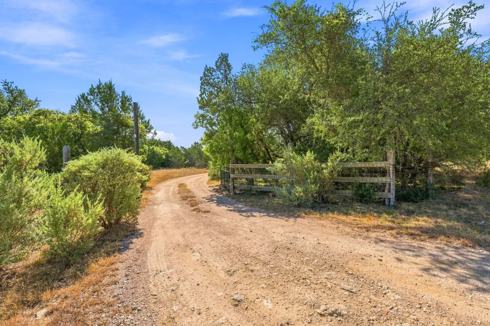 250 Gant Road Dripping Springs, TX 78620