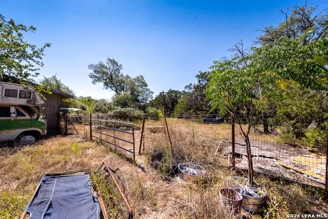 990 Hillcrest Trl Spring Branch, TX 78070