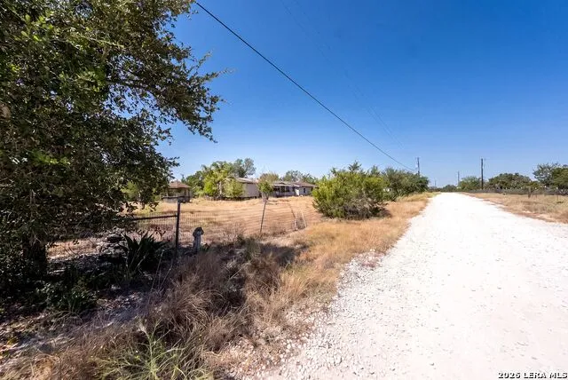 990 Hillcrest Trl Spring Branch, TX 78070