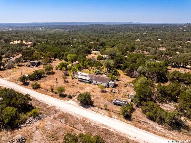 990 Hillcrest Trl Spring Branch, TX 78070