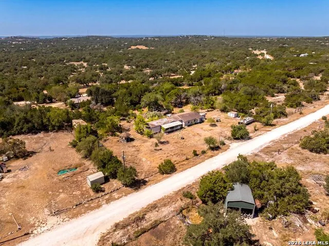 990 Hillcrest Trl Spring Branch, TX 78070