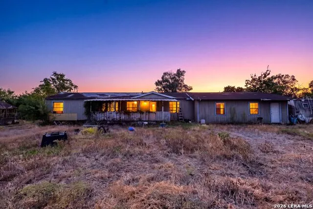 990 Hillcrest Trl Spring Branch, TX 78070
