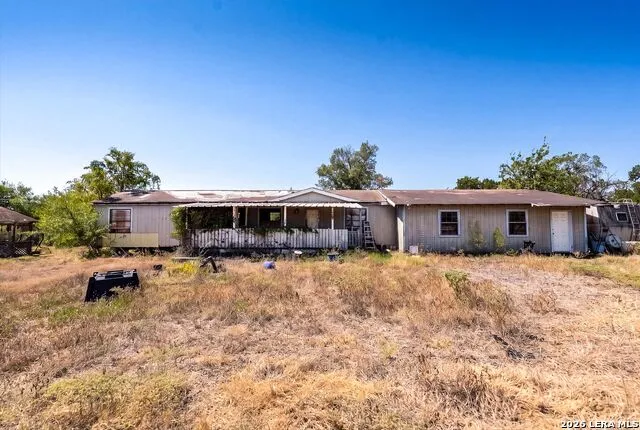 990 Hillcrest Trl Spring Branch, TX 78070
