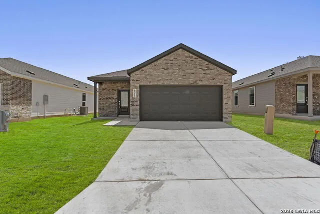6915 Flores Rd Spring Branch, TX 78070