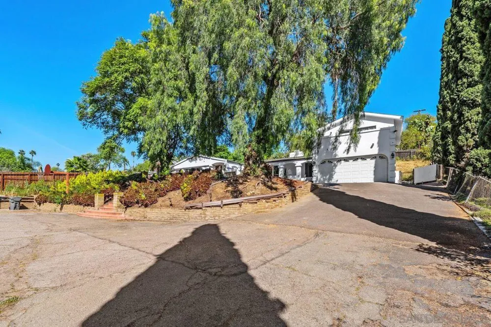 4525 Avocado Blvd La Mesa, CA 91941