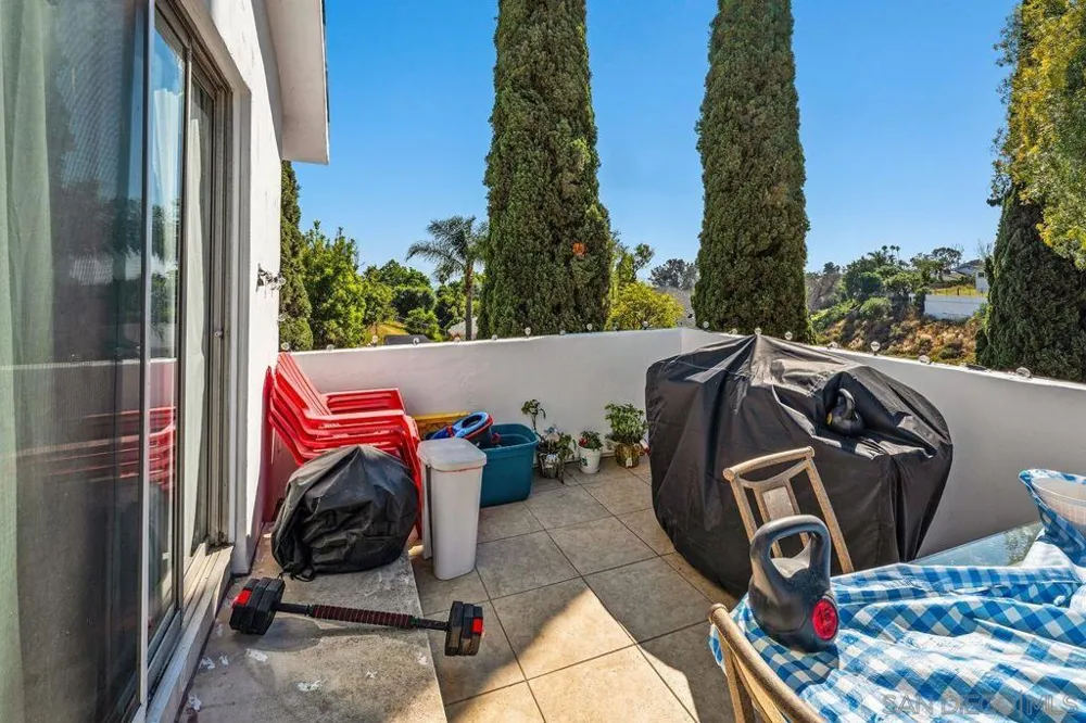 4525 Avocado Blvd La Mesa, CA 91941