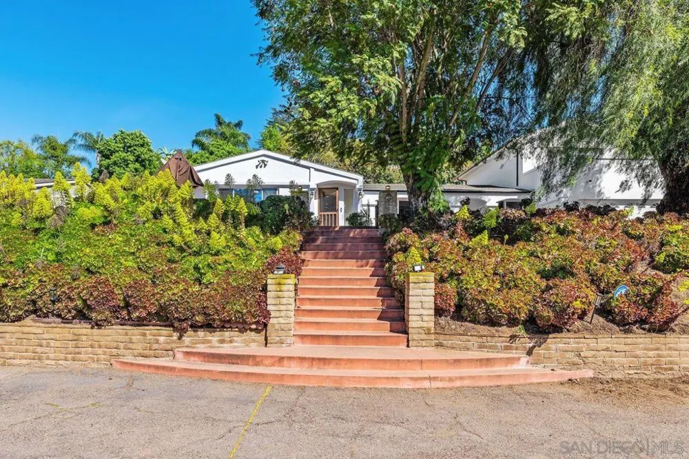 4525 Avocado Blvd La Mesa, CA 91941