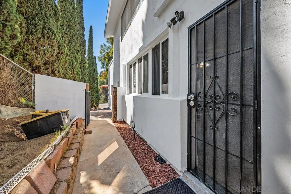 4525 Avocado Blvd La Mesa, CA 91941