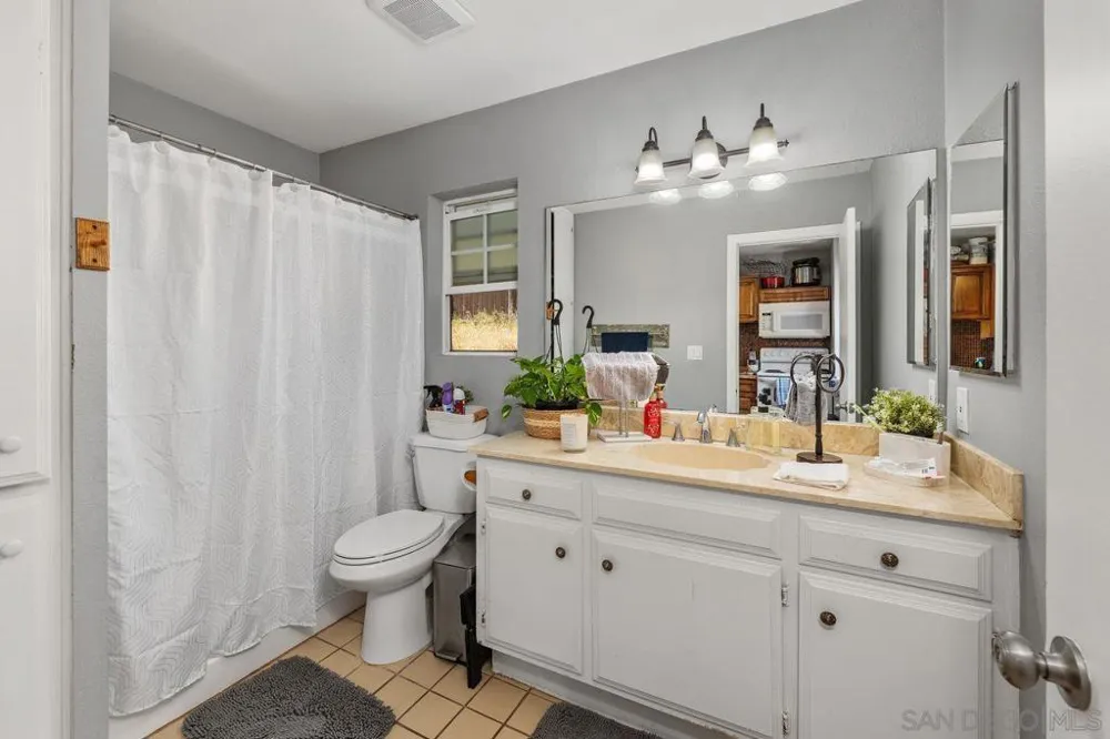 4525 Avocado Blvd La Mesa, CA 91941