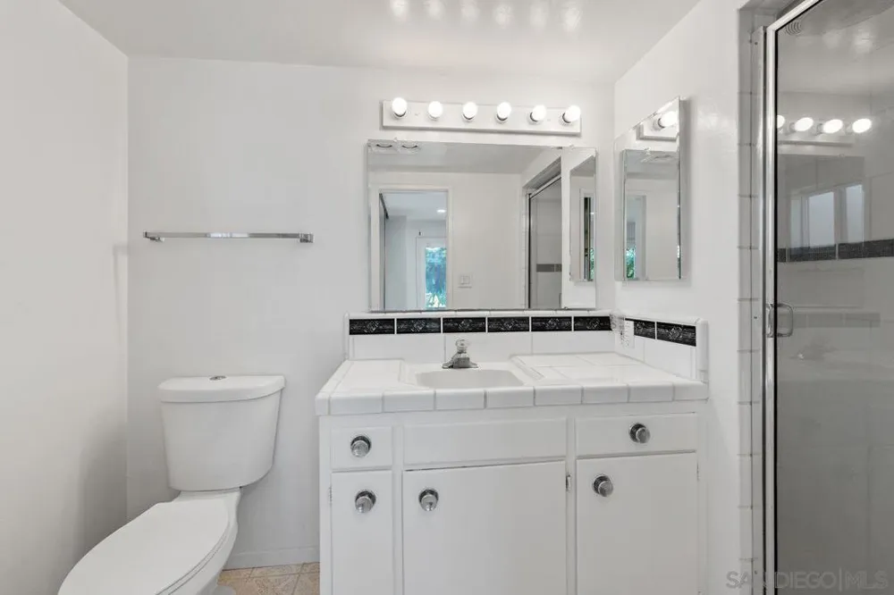 4525 Avocado Blvd La Mesa, CA 91941