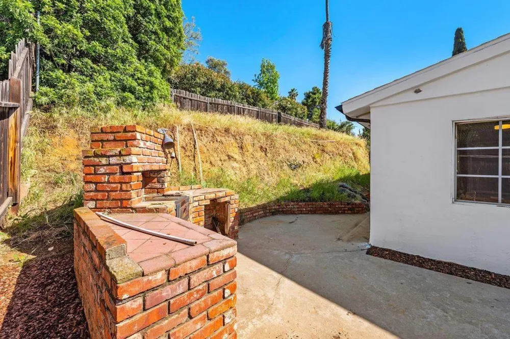 4525 Avocado Blvd La Mesa, CA 91941