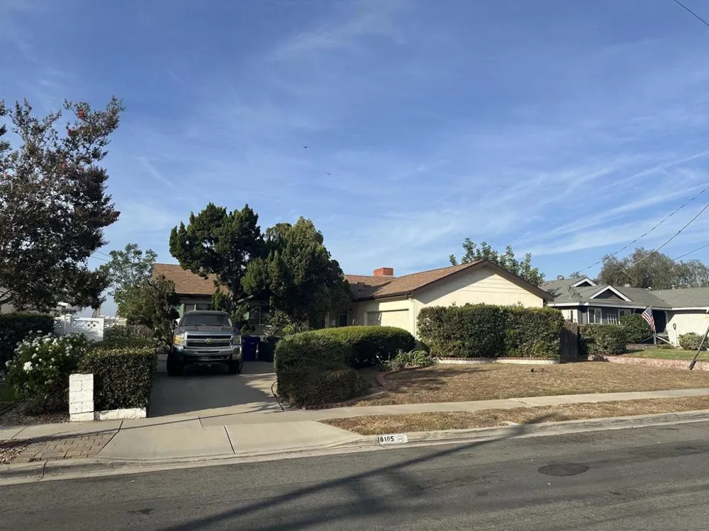 8105 Binney Pl. La Mesa, CA 91942