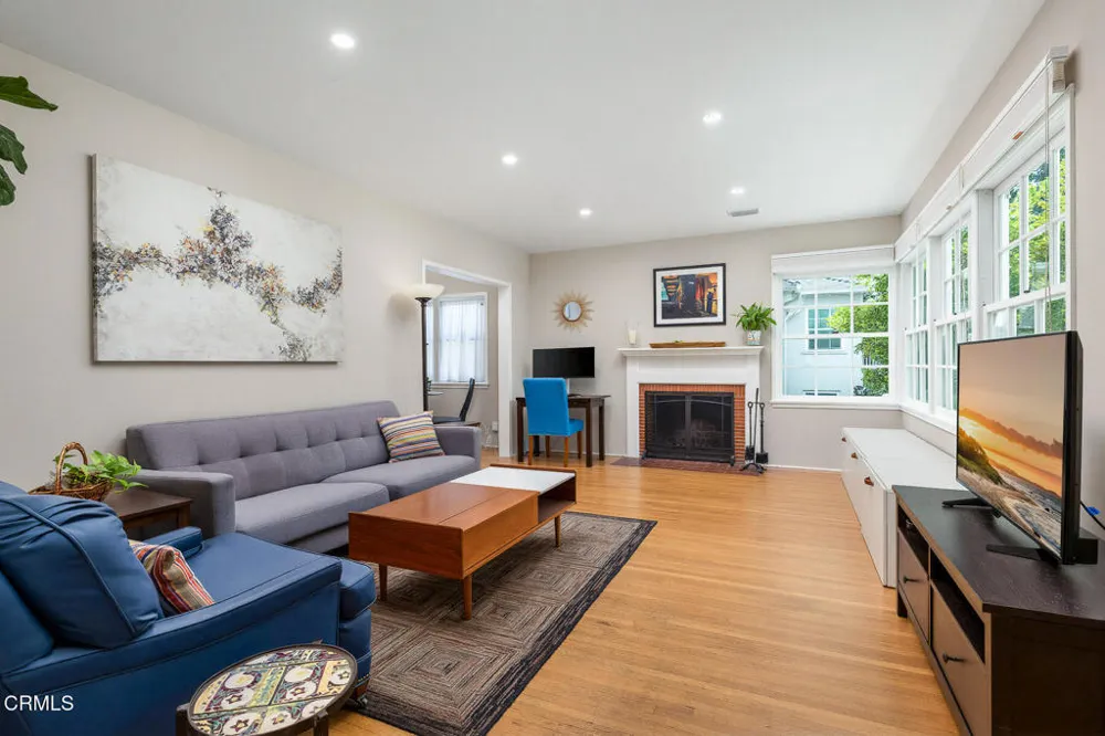 1856 Michigan Avenue Pasadena, CA 91104