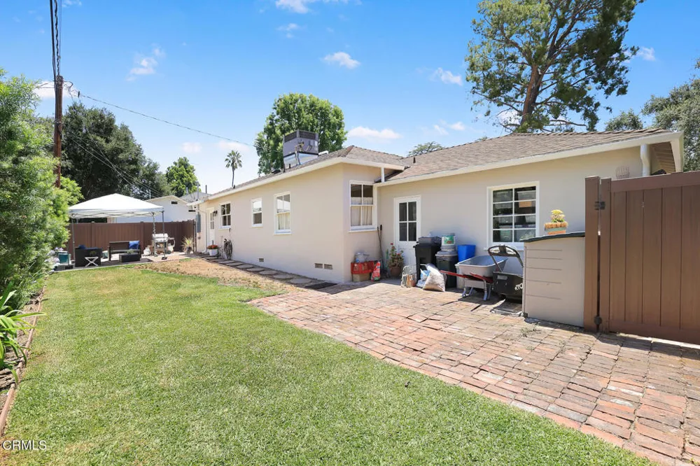 1856 Michigan Avenue Pasadena, CA 91104