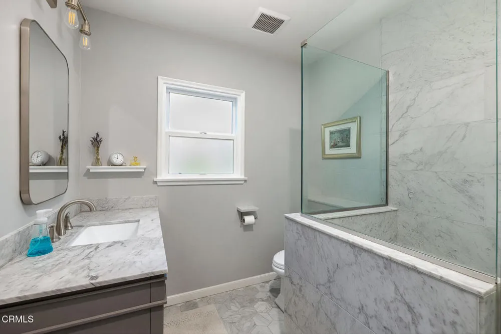 1856 Michigan Avenue Pasadena, CA 91104