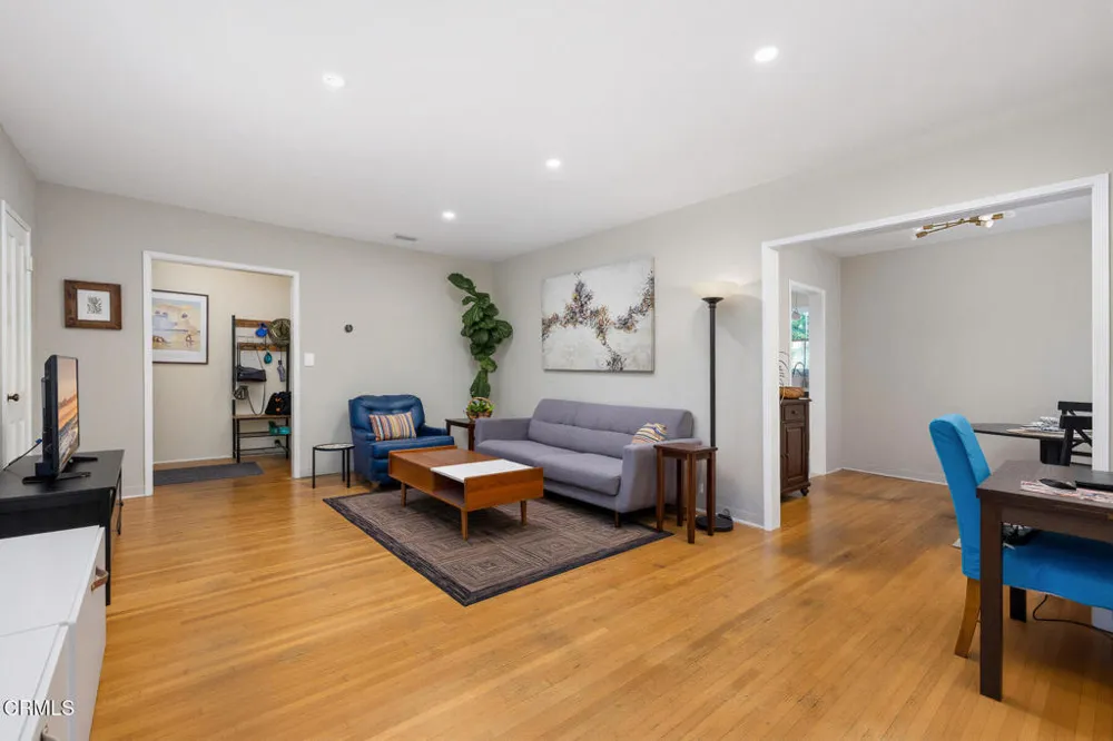 1856 Michigan Avenue Pasadena, CA 91104