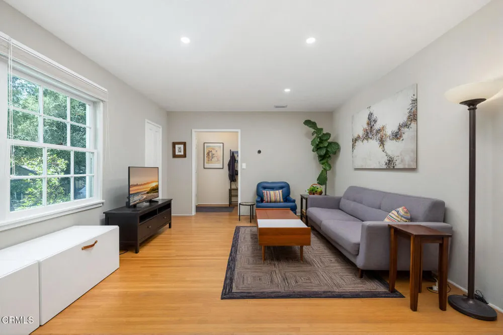 1856 Michigan Avenue Pasadena, CA 91104