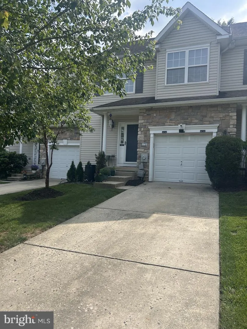 179 HIDDEN DRIVE Blackwood, NJ 08012