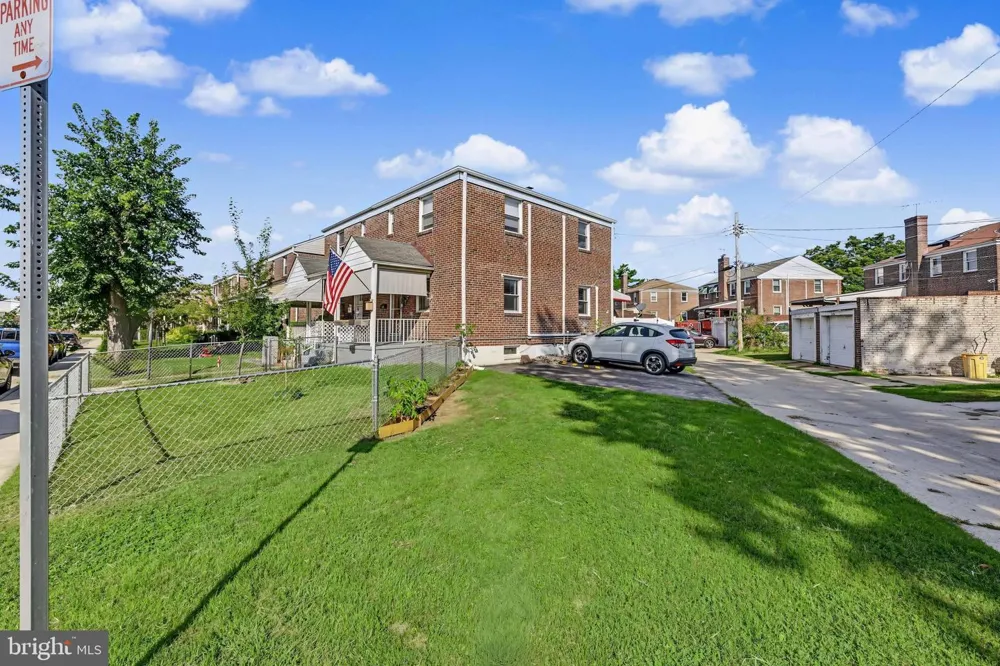 106 KENTWAY Dundalk, MD 21222