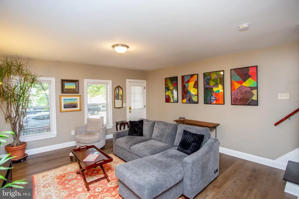 266 UNION Lambertville, NJ 08530