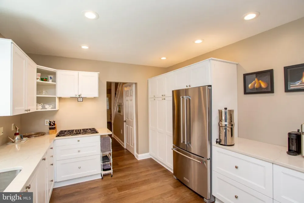 266 UNION Lambertville, NJ 08530
