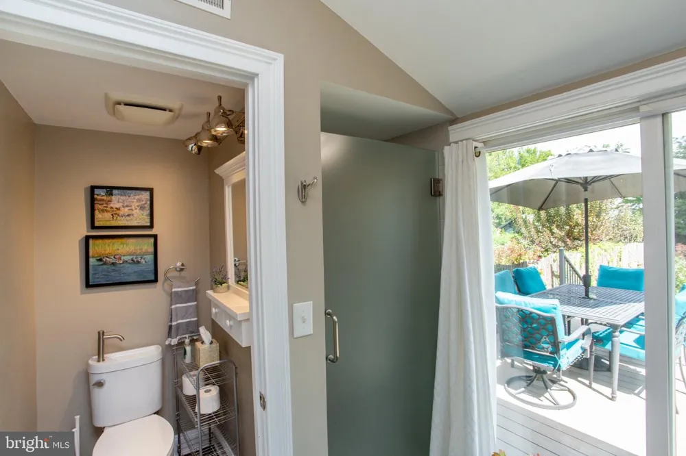 266 UNION Lambertville, NJ 08530