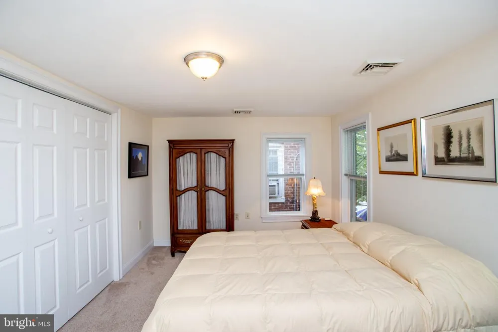 266 UNION Lambertville, NJ 08530