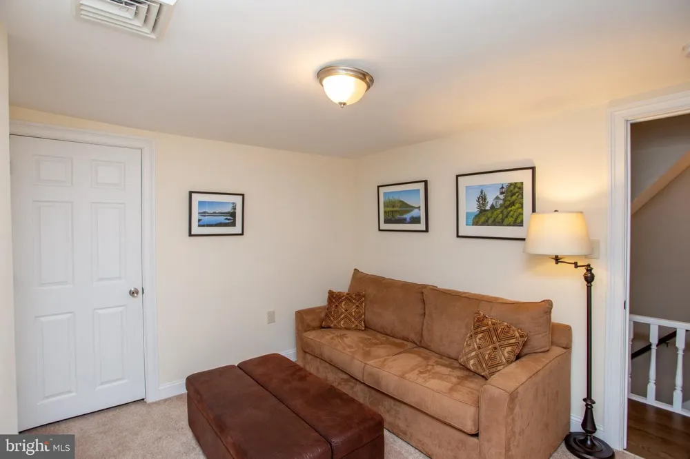 266 UNION Lambertville, NJ 08530