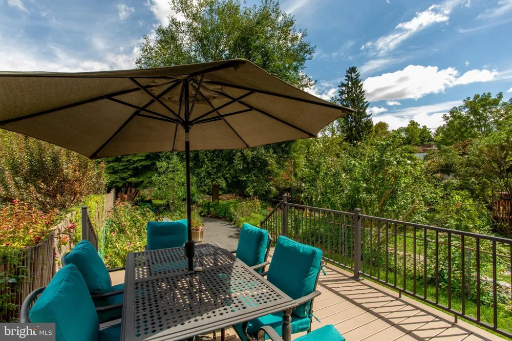 266 UNION Lambertville, NJ 08530
