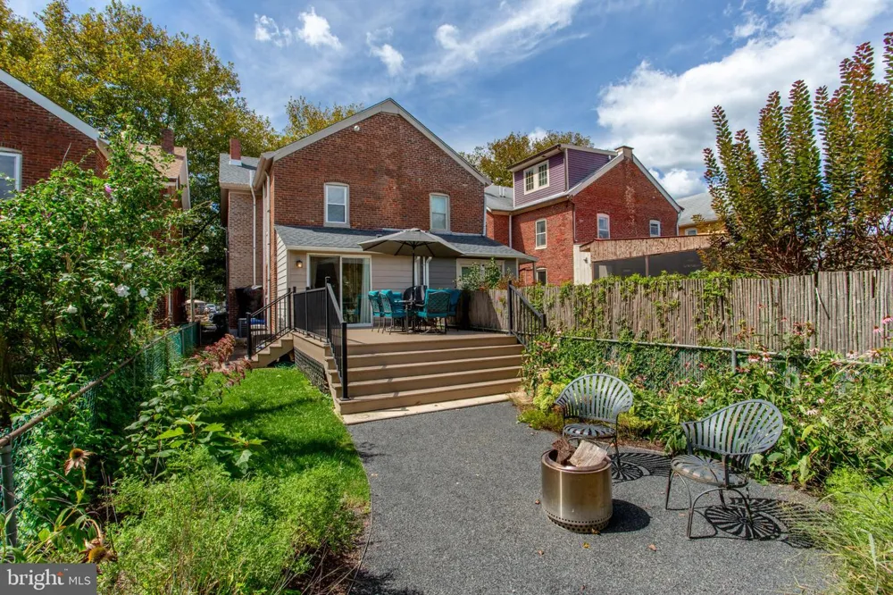 266 UNION Lambertville, NJ 08530