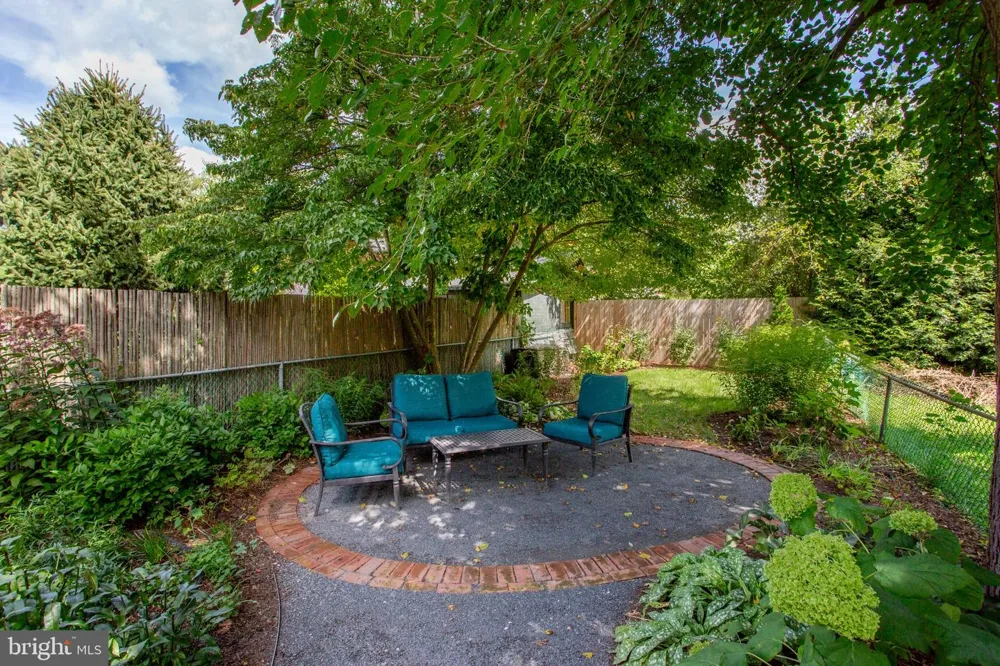 266 UNION Lambertville, NJ 08530