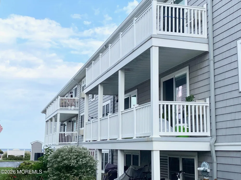 709 Ocean Avenue #18 Avon-by-the-sea, NJ 07717