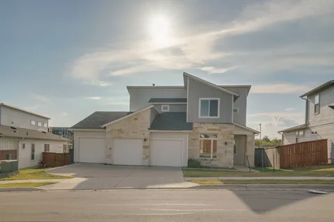 11308 Charger Way