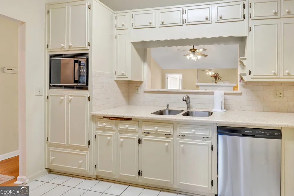 4938 Lake Forest DR Conyers, GA 30094