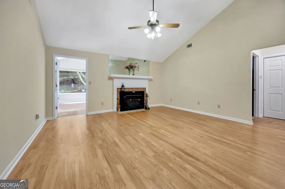 4938 Lake Forest DR Conyers, GA 30094