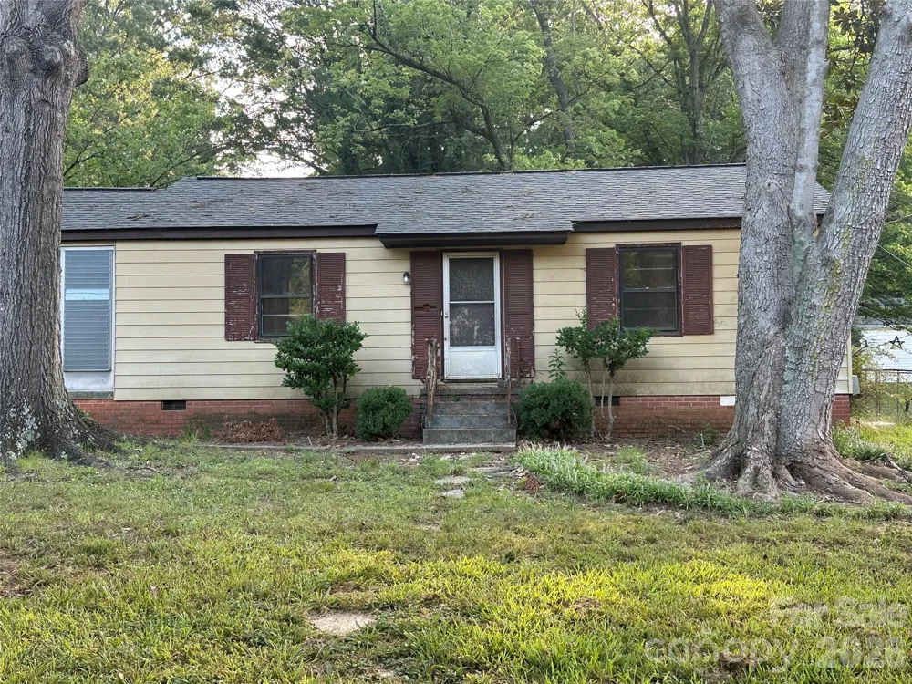 235 S Milford Drive Salisbury, NC 28144