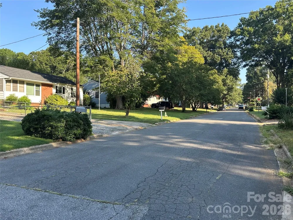 235 S Milford Drive Salisbury, NC 28144