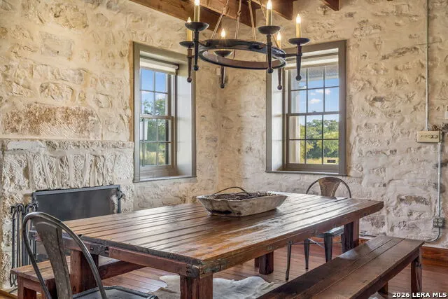 2007 County Road 271 Rio Medina, TX 78066