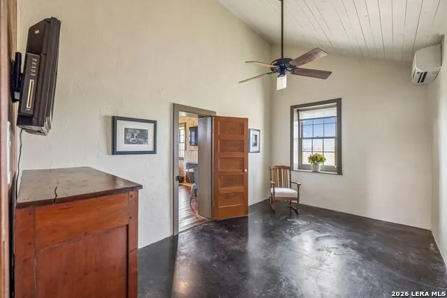 2007 County Road 271 Rio Medina, TX 78066