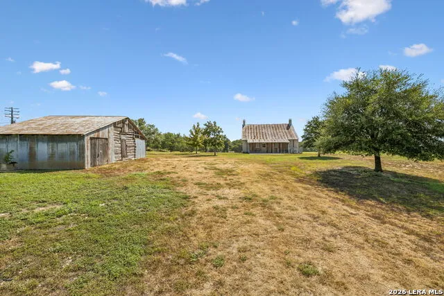2007 County Road 271 Rio Medina, TX 78066