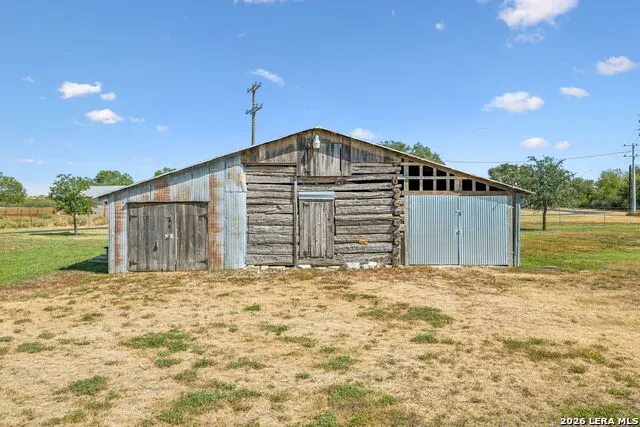 2007 County Road 271 Rio Medina, TX 78066