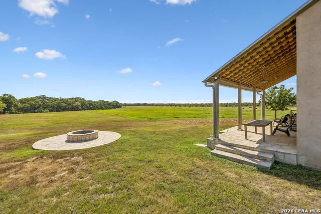 2007 County Road 271 Rio Medina, TX 78066
