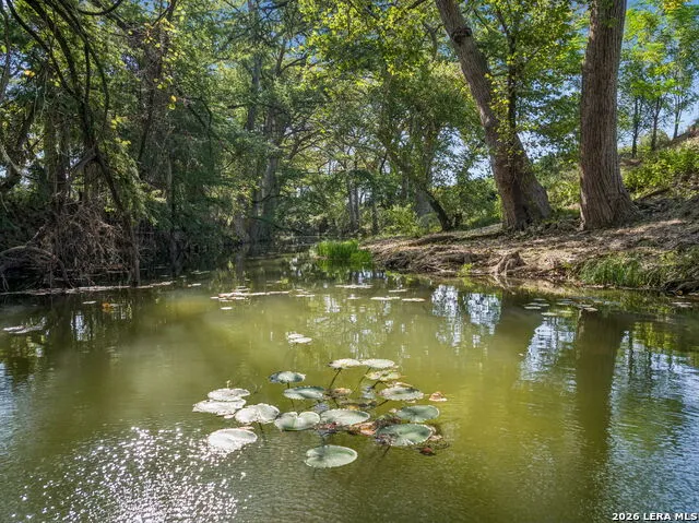 2007 County Road 271 Rio Medina, TX 78066