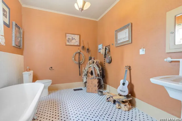 1102 S College St. Brady, TX 76825