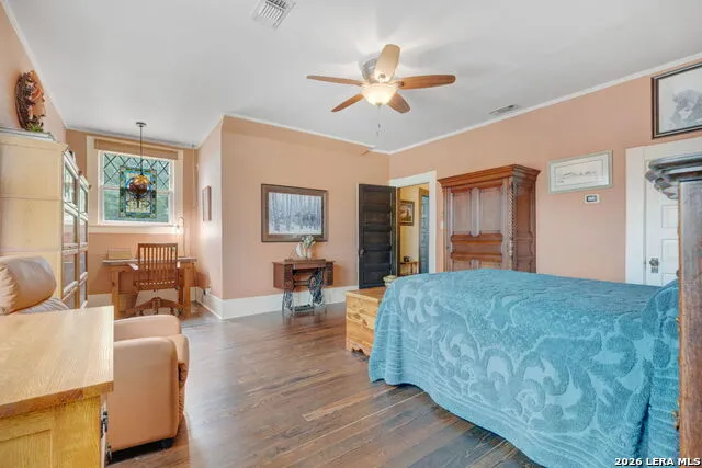 1102 S College St. Brady, TX 76825