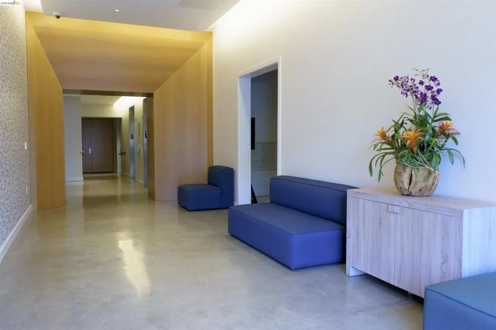 285 Main Street #404 San Francisco, CA 94105