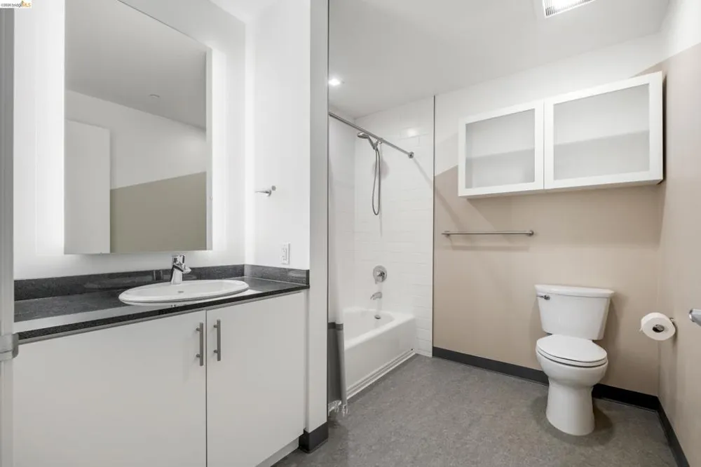 285 Main Street #404 San Francisco, CA 94105