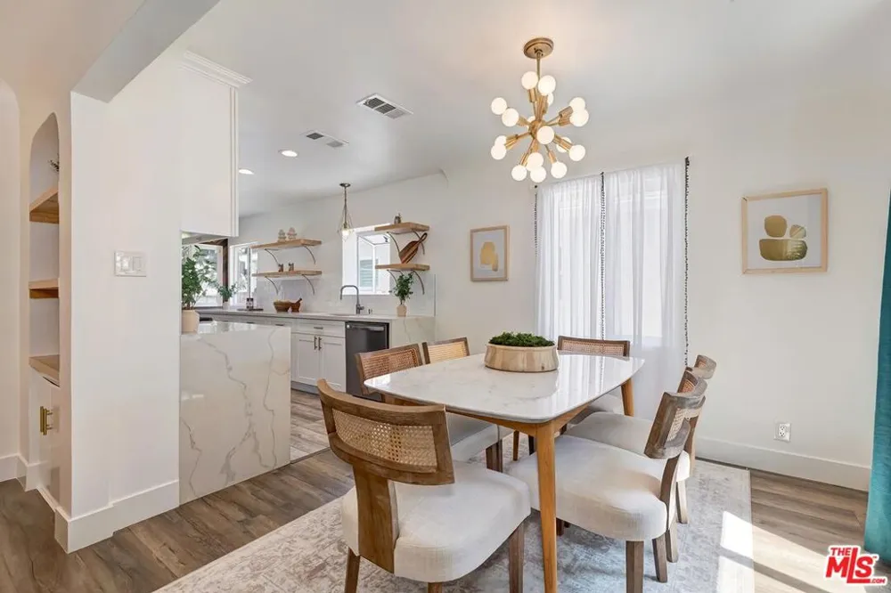 3037 Delaware Avenue Santa Monica, CA 90404