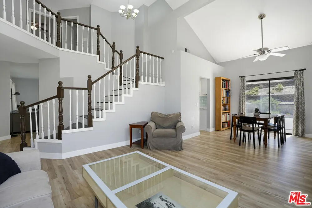 28602 Heather Lane Castaic, CA 91384