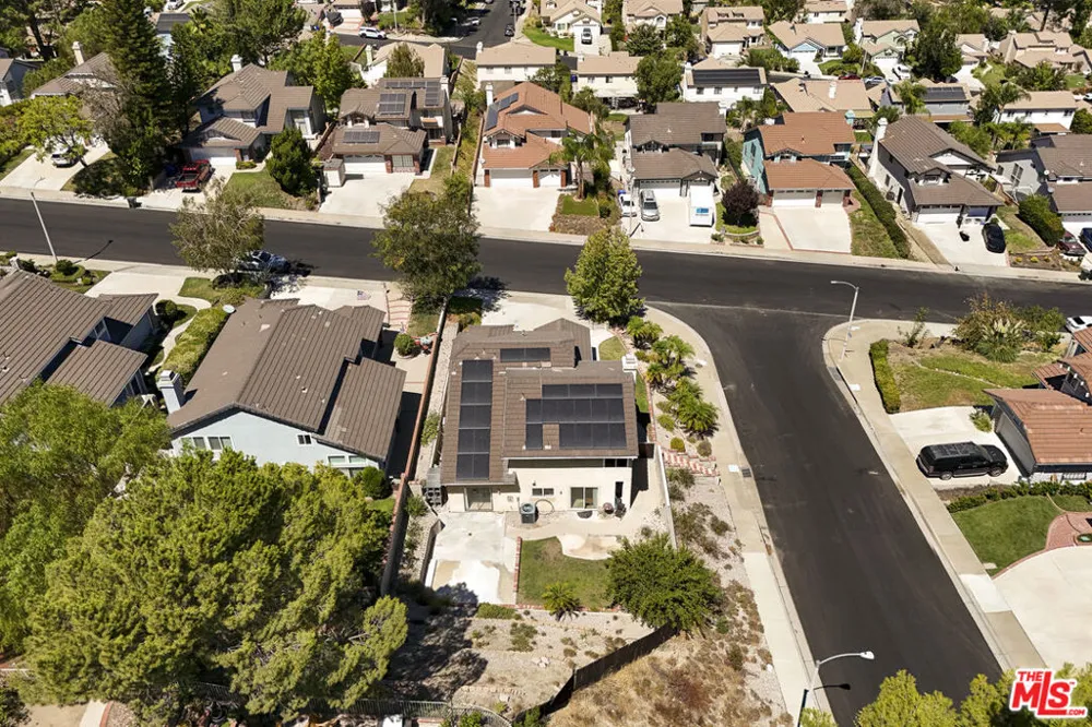 28602 Heather Lane Castaic, CA 91384